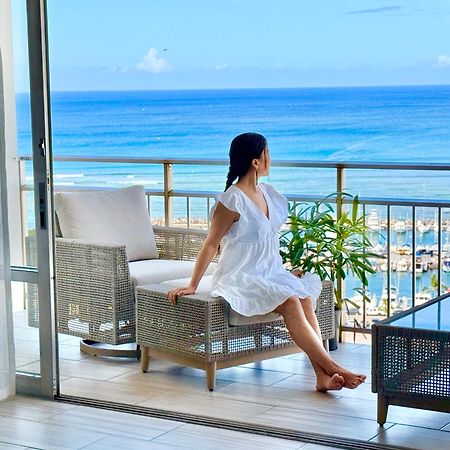 Panoramic Oceanview Resort - Full Kitchen In Each Room, 2 Swimming Pools, Onsite Restaurants, Fireworks Every Friday Honolulu Esterno foto