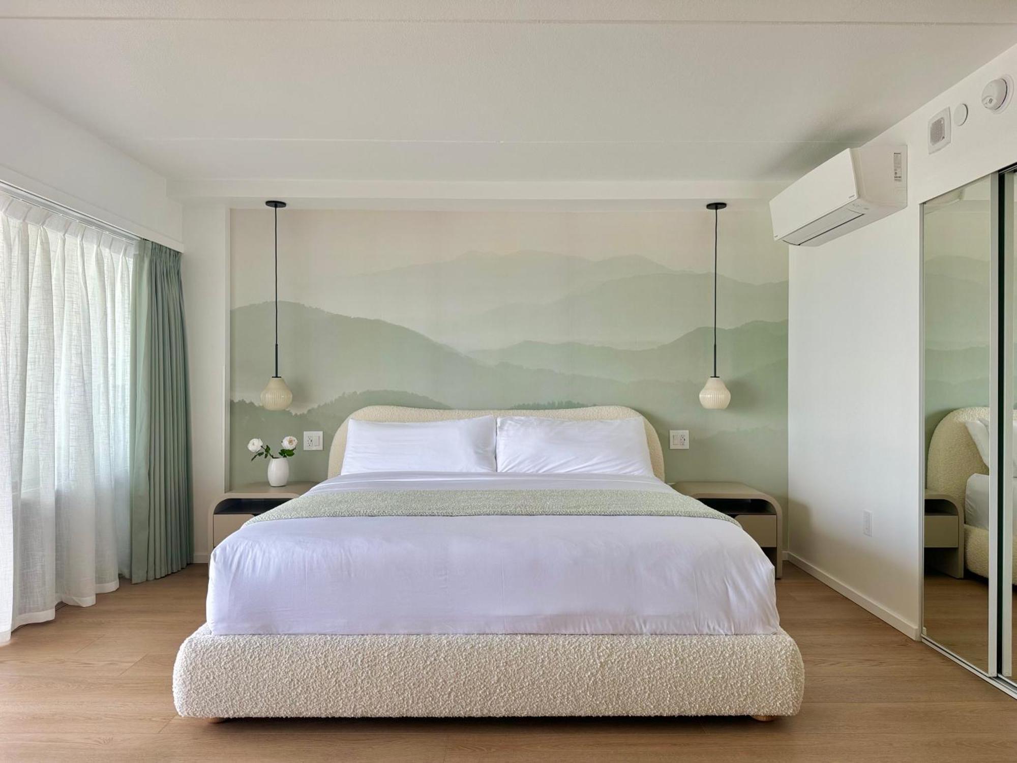 Panoramic Oceanview Resort - Full Kitchen In Each Room, 2 Swimming Pools, Onsite Restaurants, Fireworks Every Friday Honolulu Esterno foto