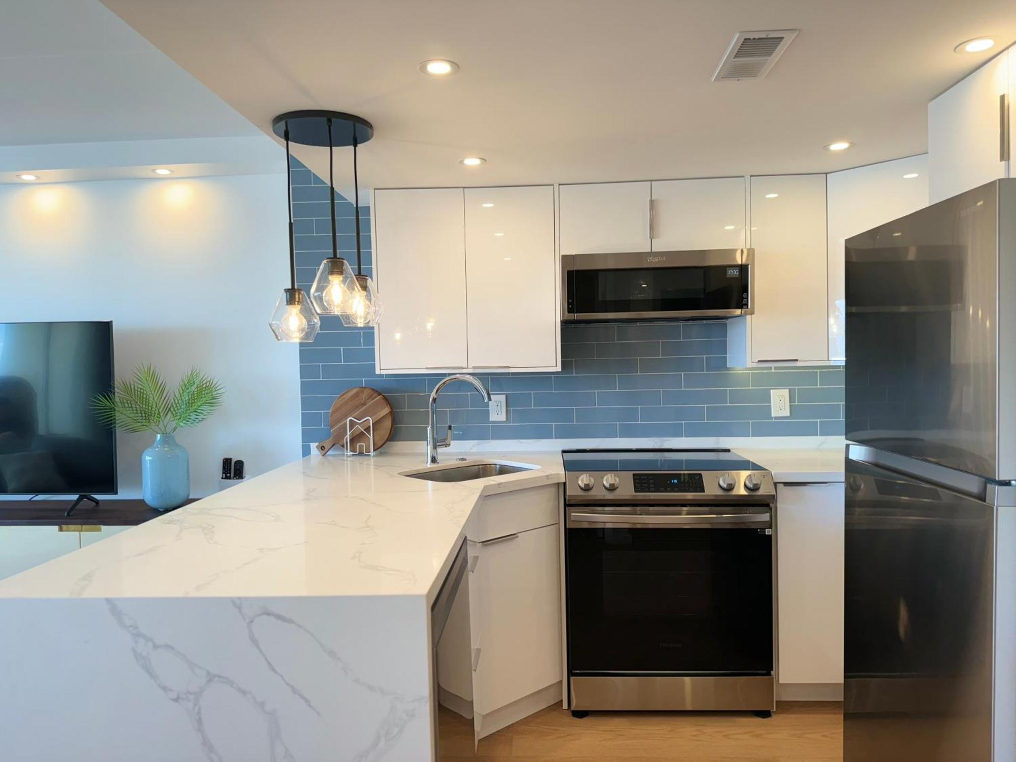 Panoramic Oceanview Resort - Full Kitchen In Each Room, 2 Swimming Pools, Onsite Restaurants, Fireworks Every Friday Honolulu Esterno foto