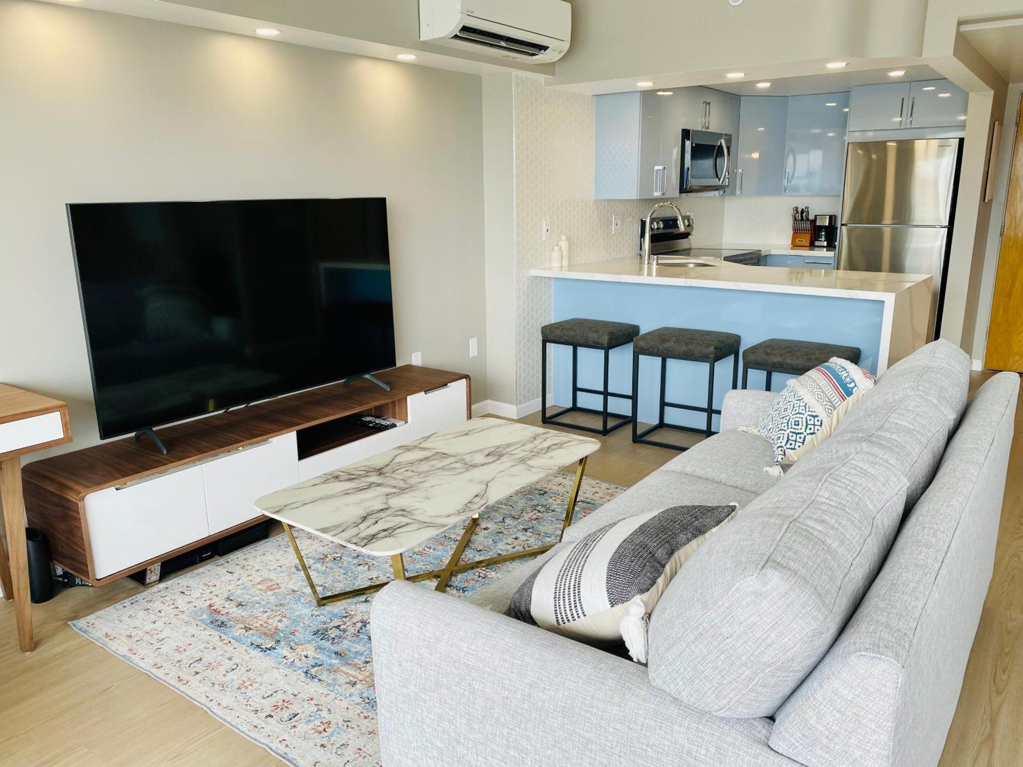 Panoramic Oceanview Resort - Full Kitchen In Each Room, 2 Swimming Pools, Onsite Restaurants, Fireworks Every Friday Honolulu Esterno foto
