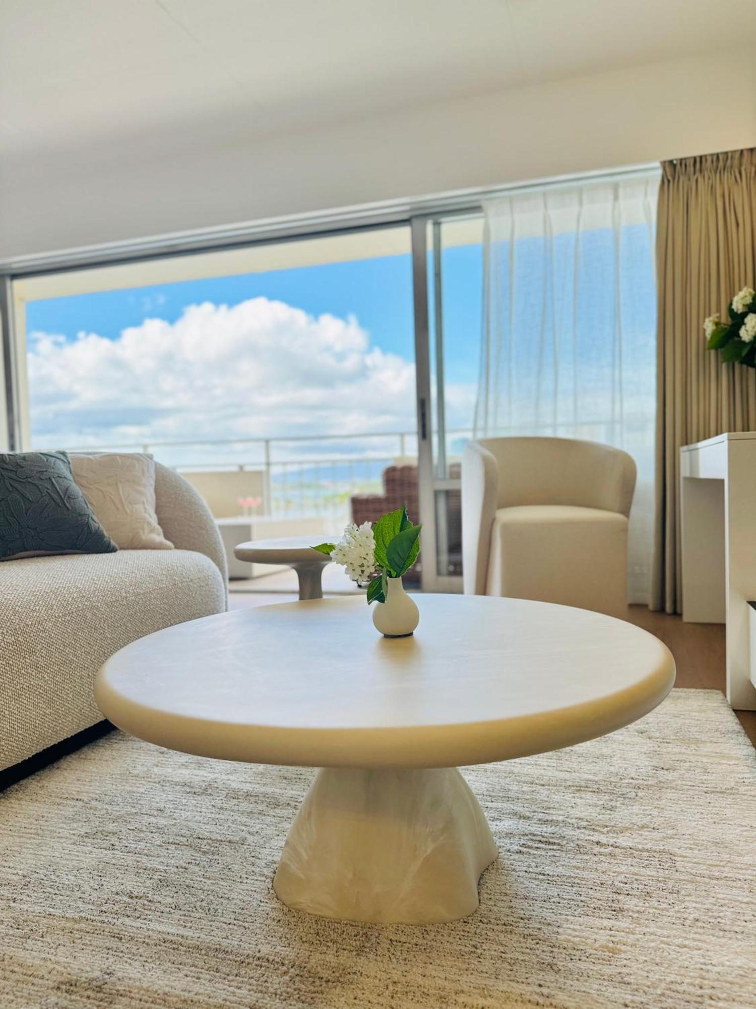 Panoramic Oceanview Resort - Full Kitchen In Each Room, 2 Swimming Pools, Onsite Restaurants, Fireworks Every Friday Honolulu Esterno foto