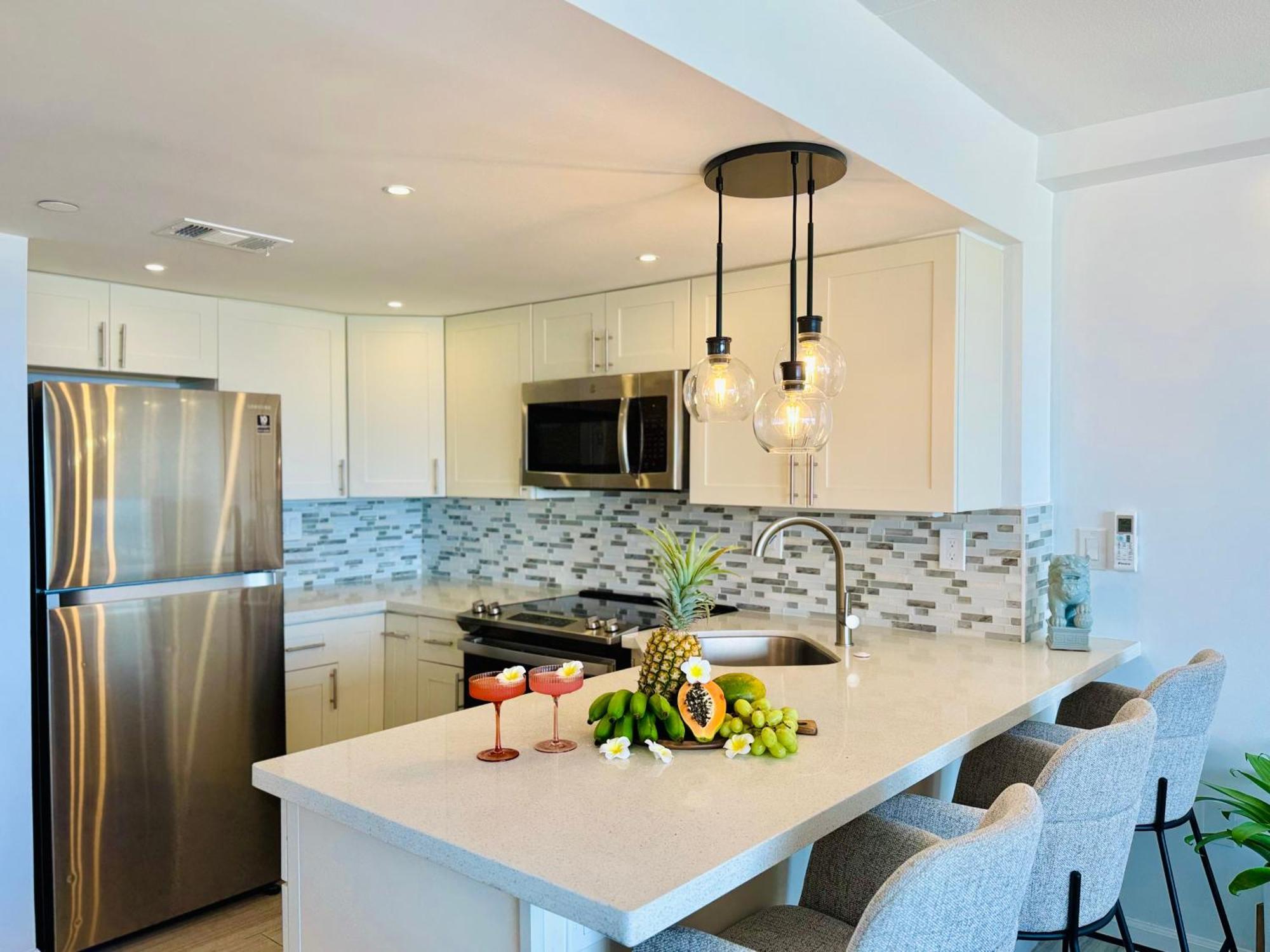 Panoramic Oceanview Resort - Full Kitchen In Each Room, 2 Swimming Pools, Onsite Restaurants, Fireworks Every Friday Honolulu Esterno foto